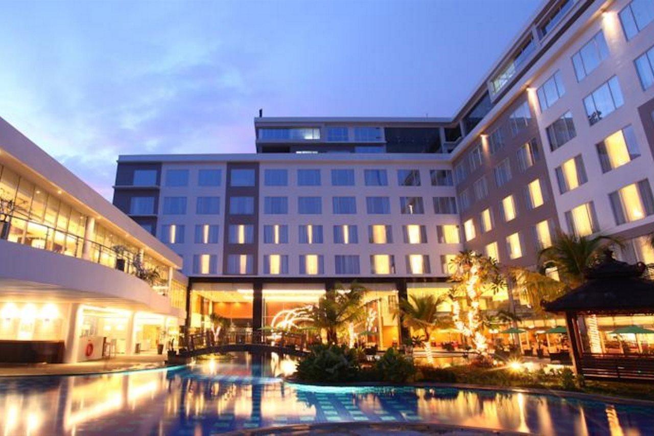 Mercure Banjarmasin Banjarmasin  Exterior photo