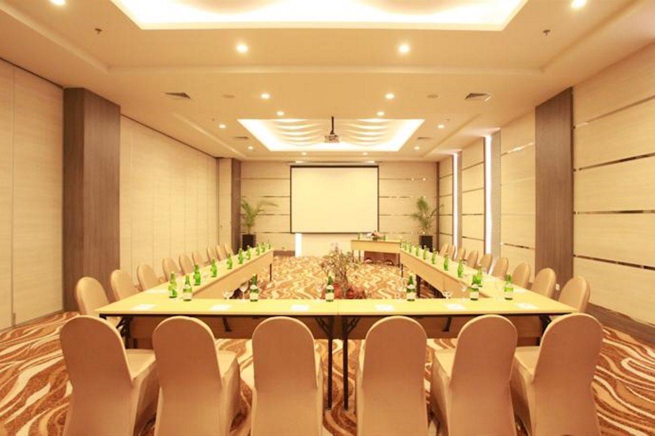 Mercure Banjarmasin Banjarmasin  Exterior photo