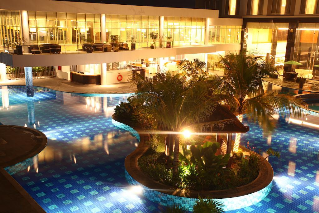 Mercure Banjarmasin Banjarmasin  Exterior photo