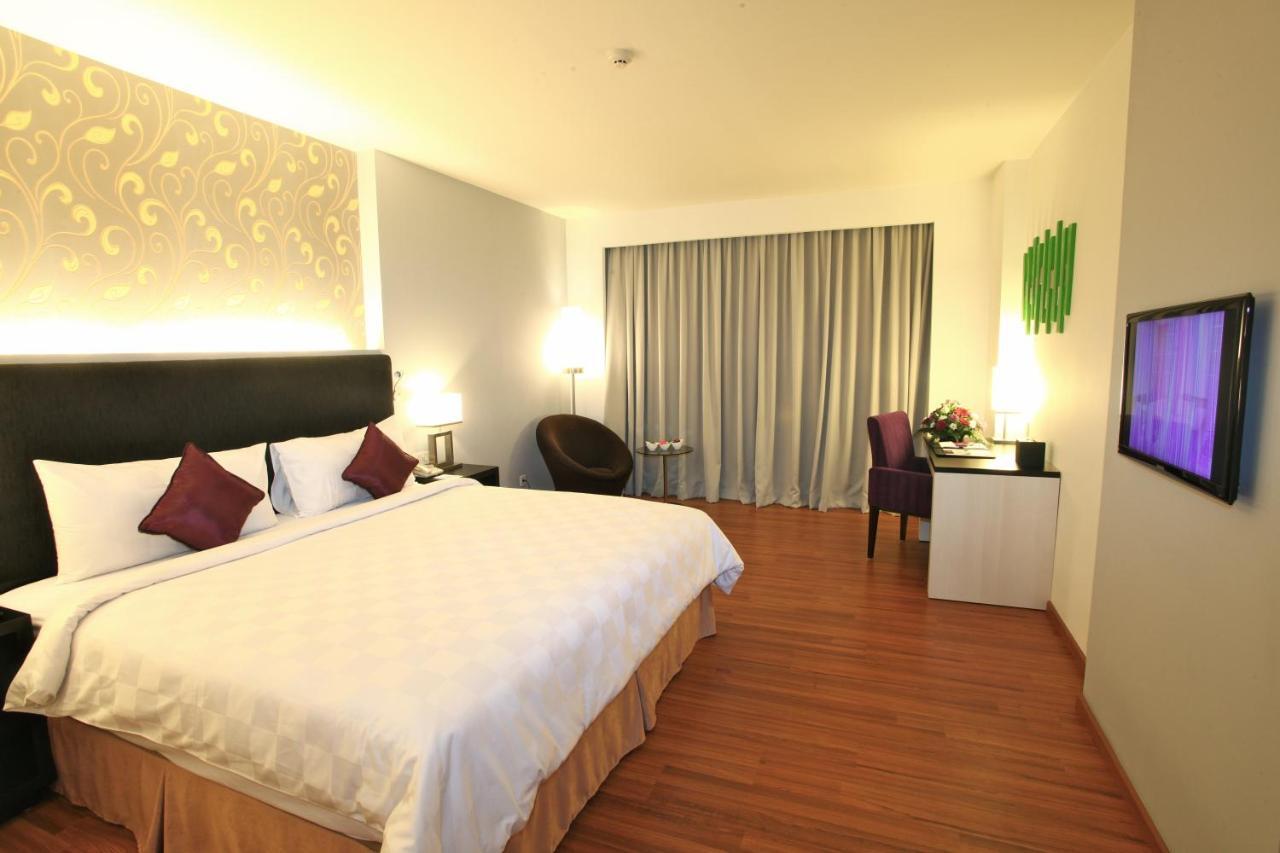 Mercure Banjarmasin Banjarmasin  Exterior photo